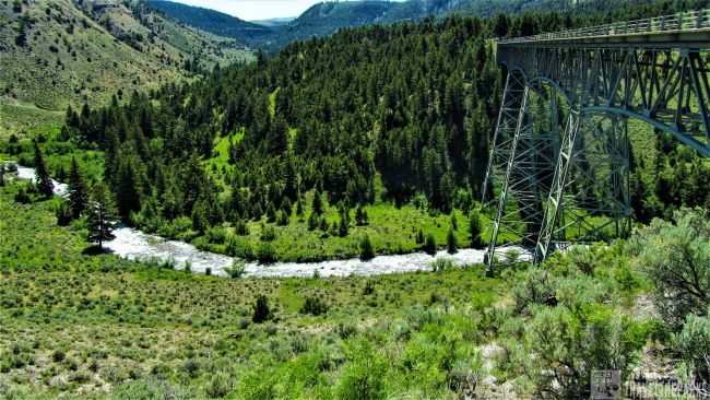 Yellowstone River and sideview of the yellowstone river bridge