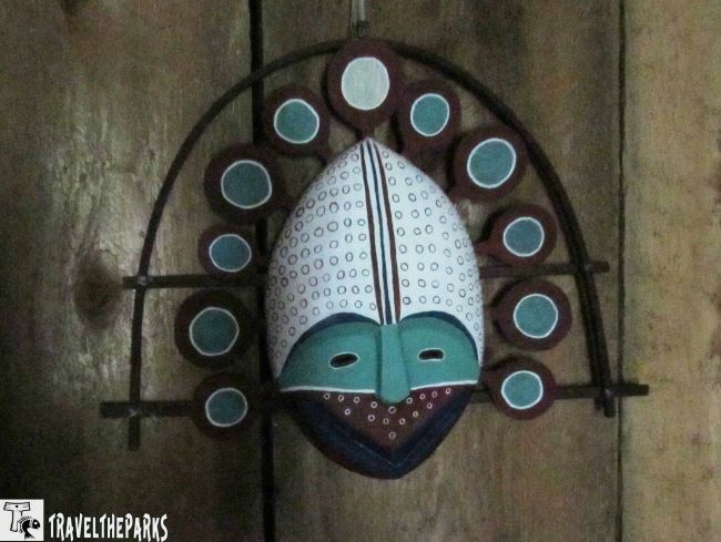 Native Madk Display