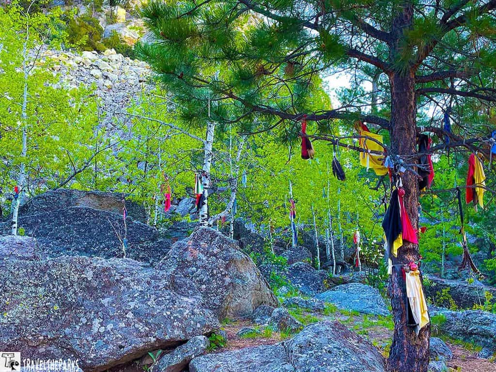The most common ritual that takes place at the Tower is prayer offerings. Colorful cloths or bundles are placed near the Tower - commonly seen along the park's trails - and represent a personal connection to the site.