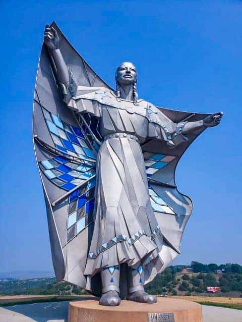 "The Dignity sculpture 50-foot-tall statue by sculptor Dale Lamphere to honor the cultures of the Lakota and Dakota people.