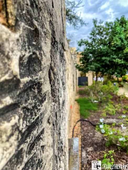 Alamo Walls sideview