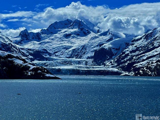 Spectacular snow-capped mountains, emerald blue glaciers—John Hopkins Inlet-glacier bay National Park